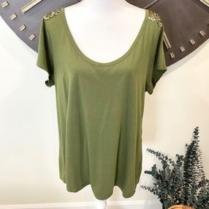 Old Navy XL Army Green Scoop Neck Top Sequin Shoulder EUC